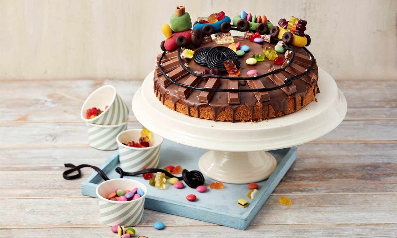 Eisenbahn-Marmorkuchen Rezept | Dr. Oetker