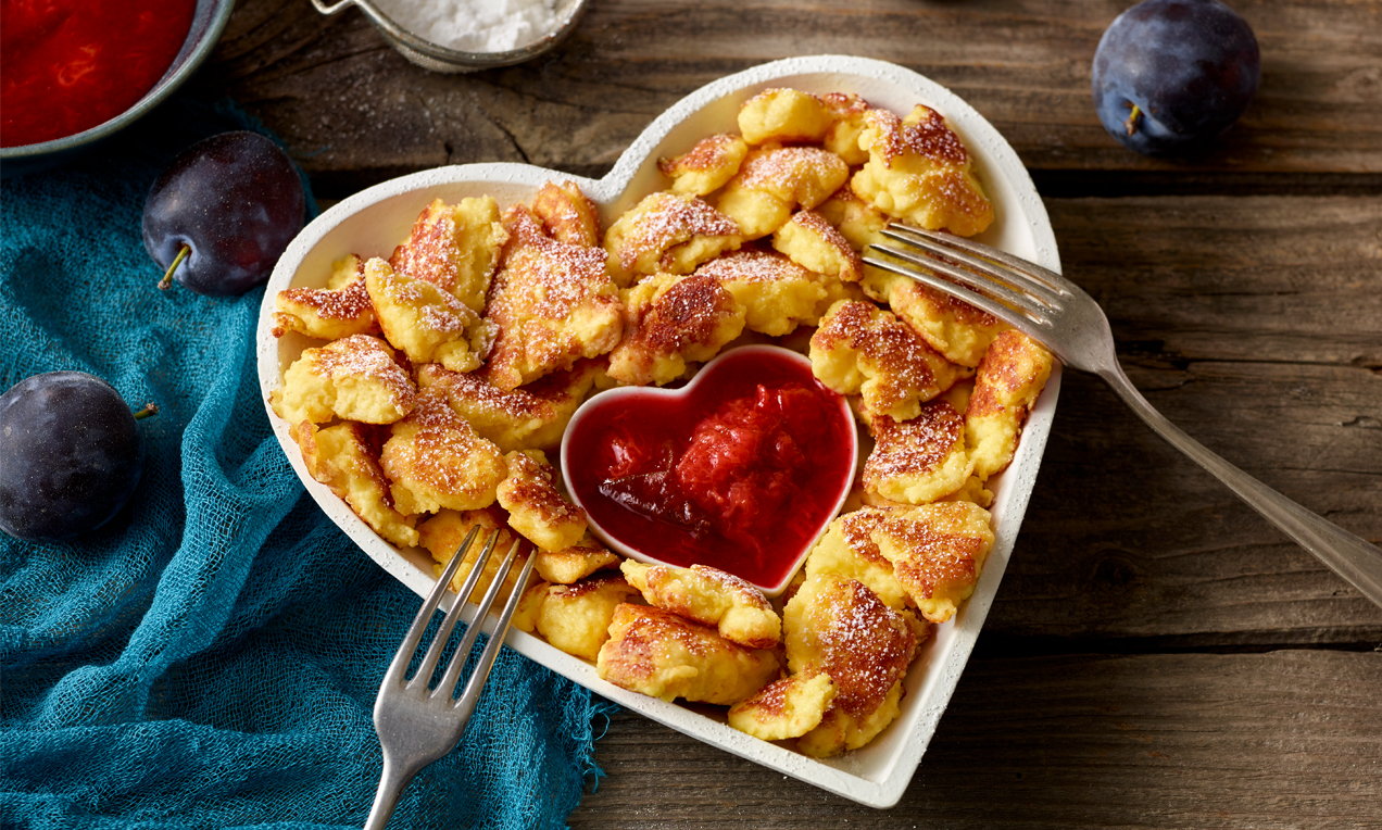 Topfenschmarren mit Zwetschkenröster Rezept | Dr. Oetker