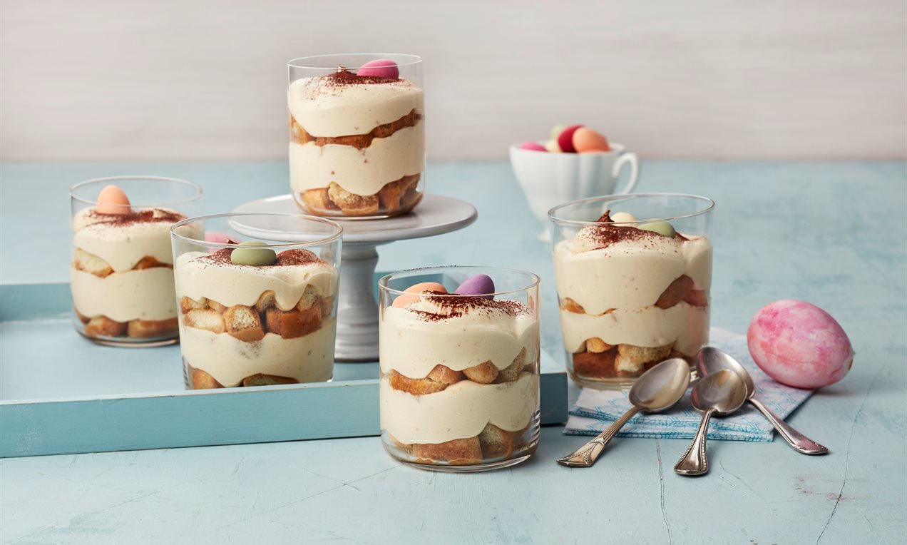 Eierlikör-Tiramisu im Glas